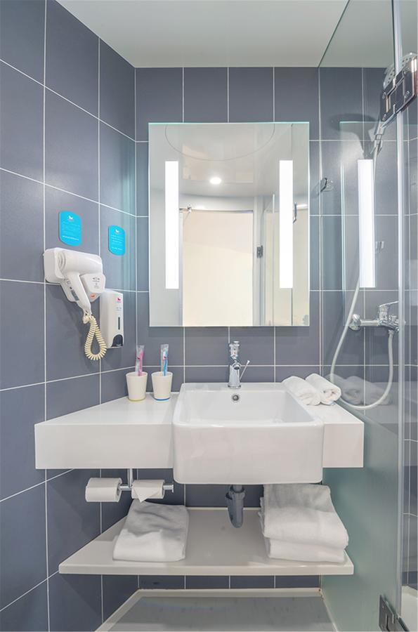 Hanting Hotel Nanjing Wutang Square المظهر الخارجي الصورة